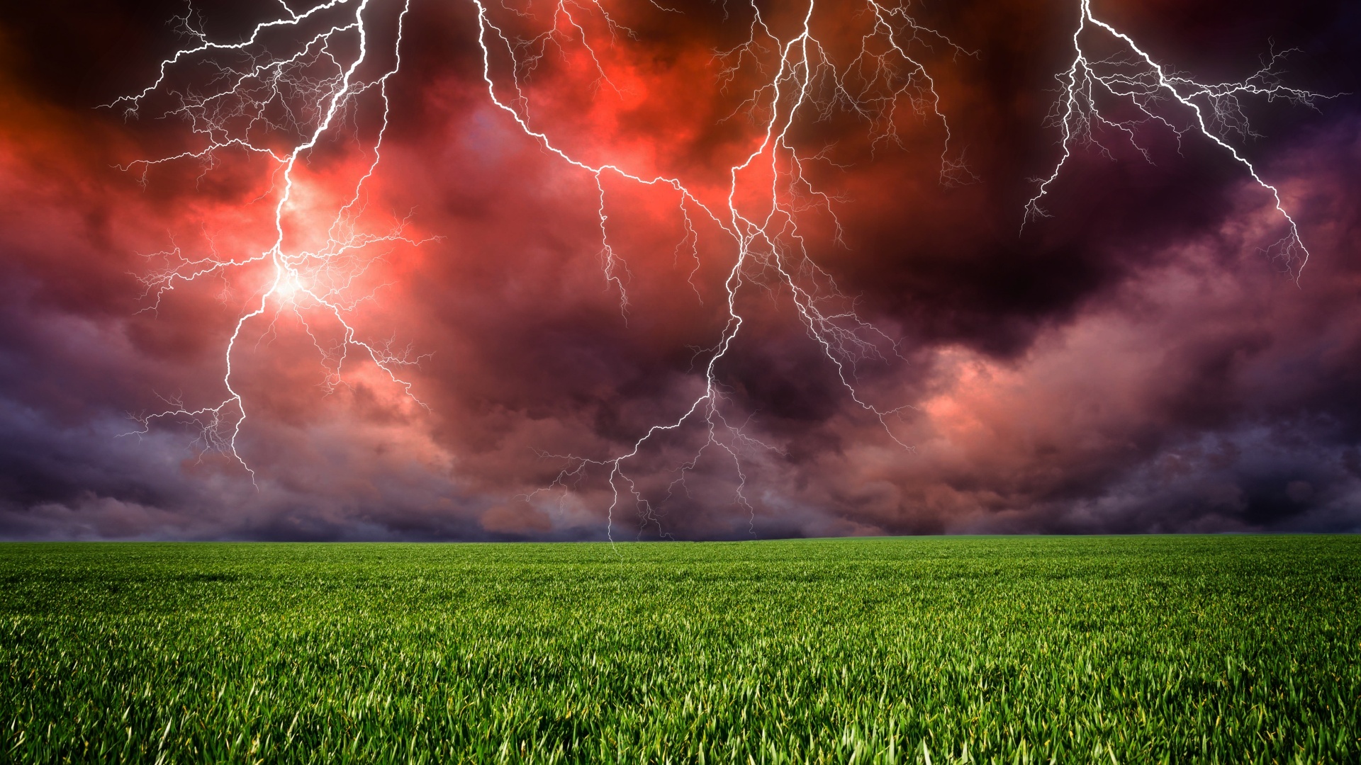 Flinke onweersbuien in aantocht