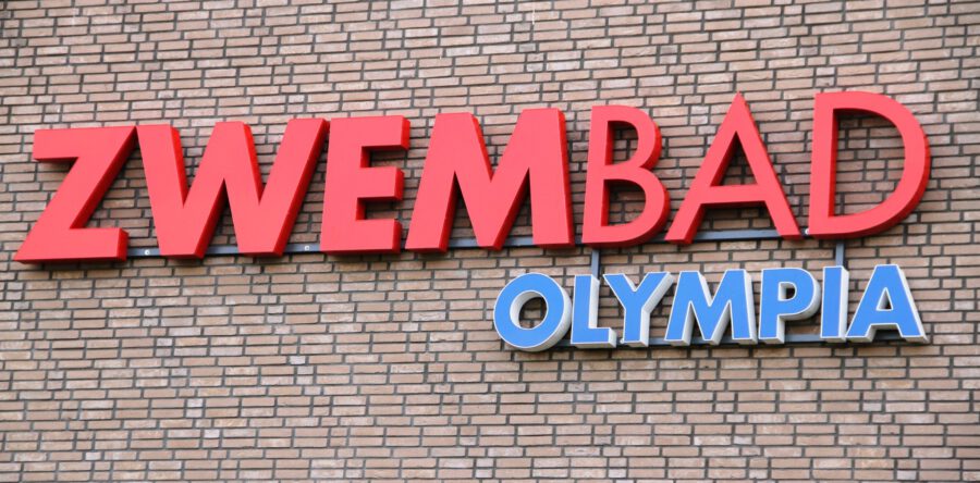 Kluisjes van zwemmers bij Olympia opengebroken en leeggehaald