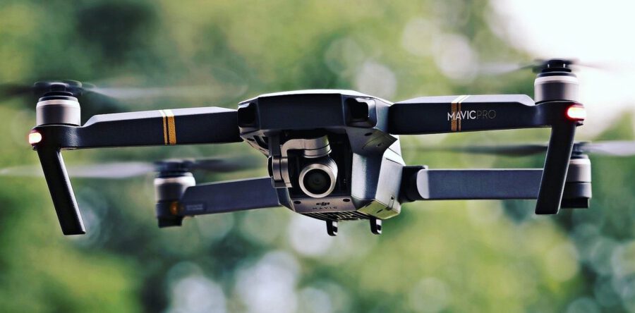 Bosschenaar aangehouden die met drone boven Efteling vloog
