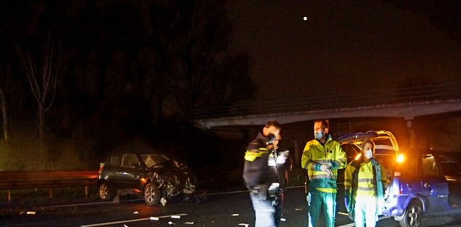 Vier voertuigen betrokken bij ernstig verkeersongeval A59