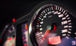Snelheidsduivel rijdt 86 kilometer per uur te hard in Kaatsheuvel