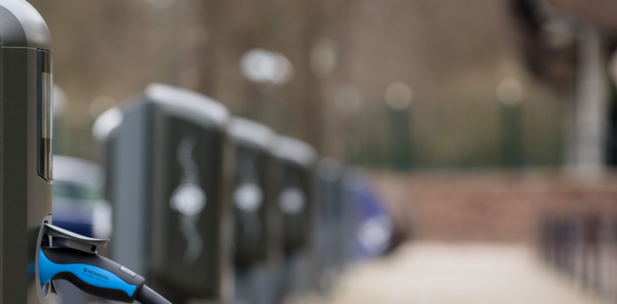 Loon op Zand duurste gemeente in de Langstraat met opladen stekkerauto