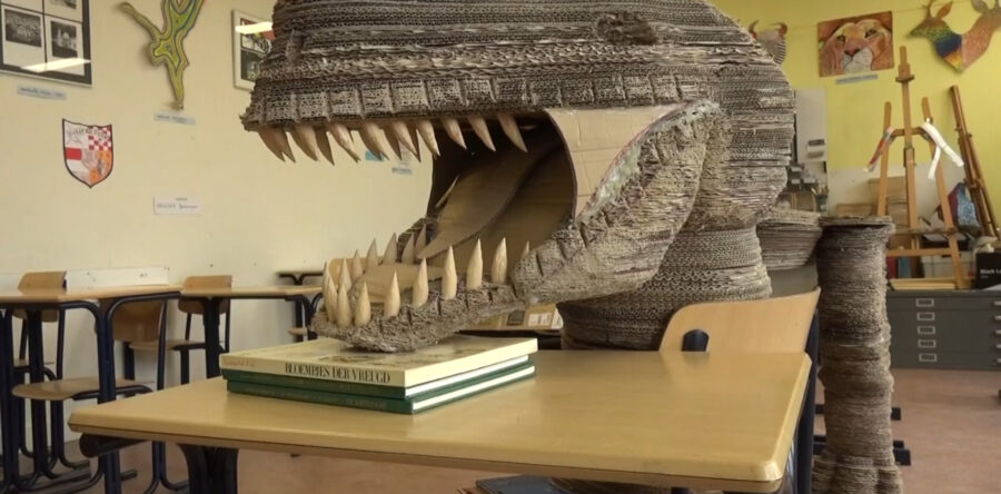 Levensgevaarlijk kunstwerk op Cambreurcollege (Video)