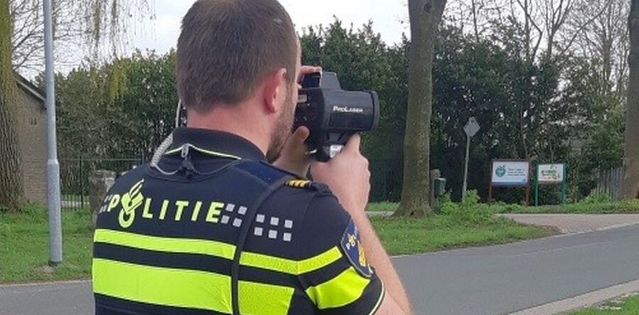 Bekeuringen voor hardrijders