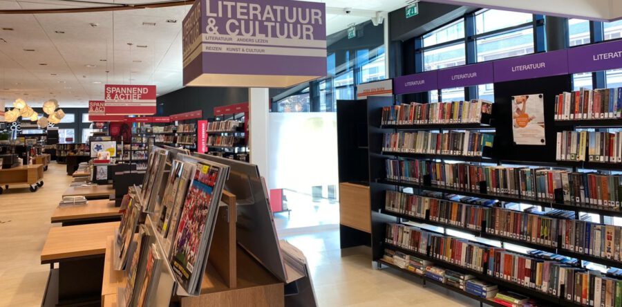 Bibliotheek Waalwijk kijkt terug op eerste week van opening: “Blij om mensen weer te mogen ontvangen” (Video)