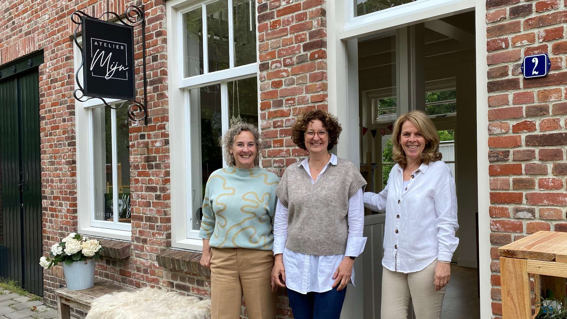 Atelier Mijn maakt de hooisteeg compleet (video)