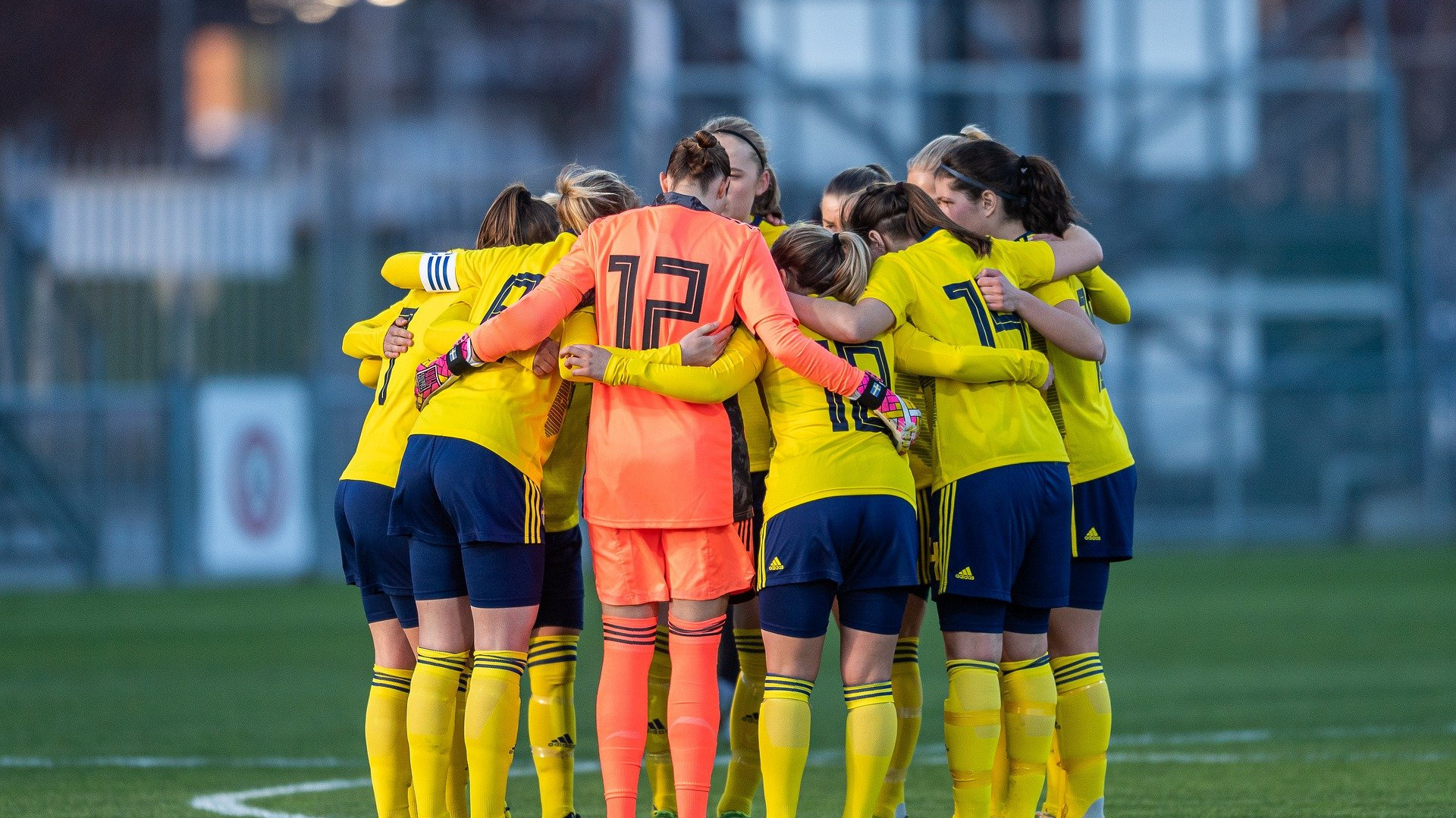 Vrouwen bij amateurvoetbal welkom in hoogste mannenteam