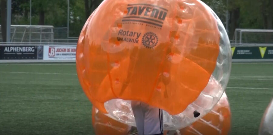 Bubbelvoetbal bij W.S.C. (Video)