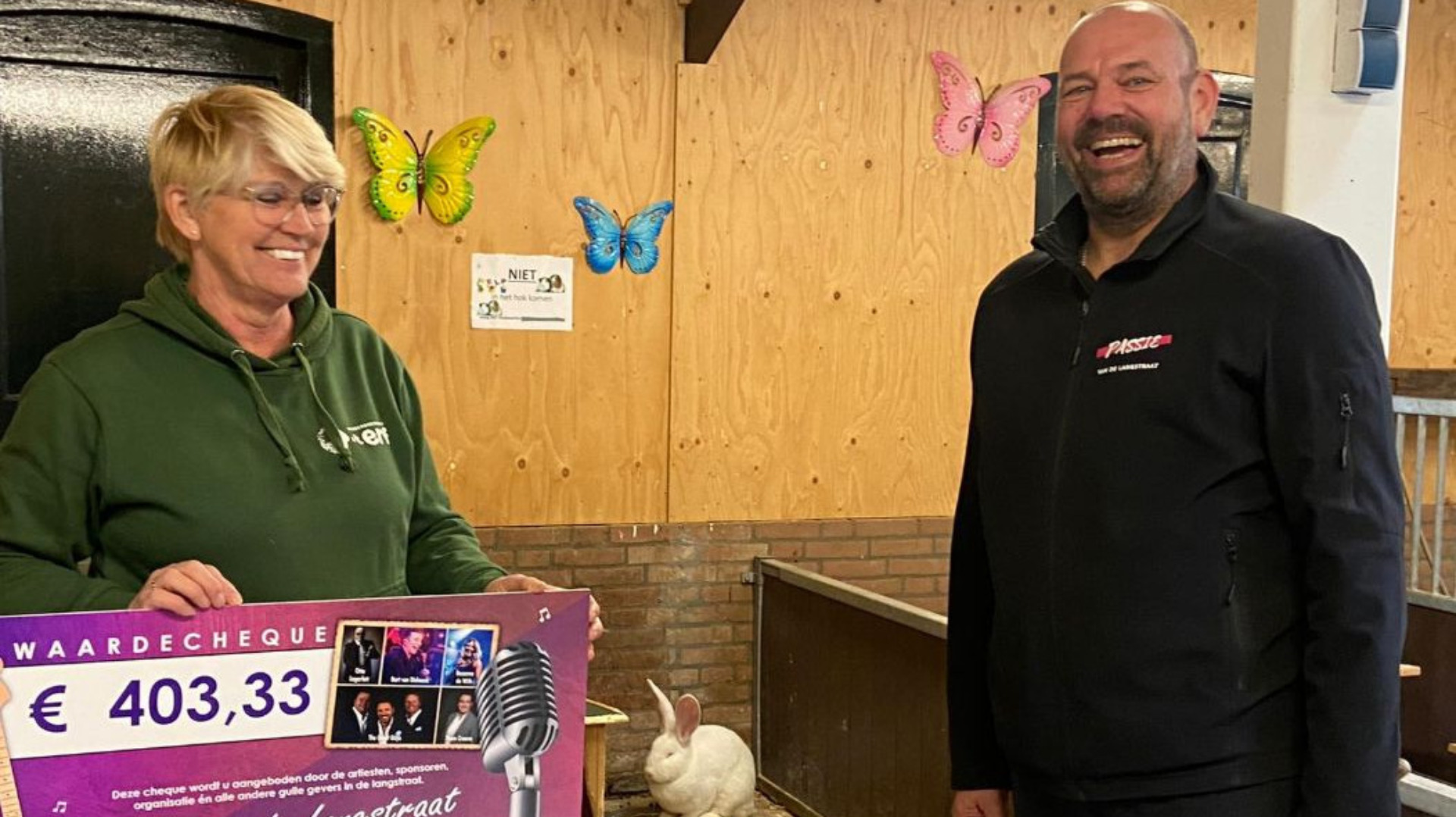 Goede doelen ontvangen bedrag van 'Liefs uit de Langstraat' (Video)
