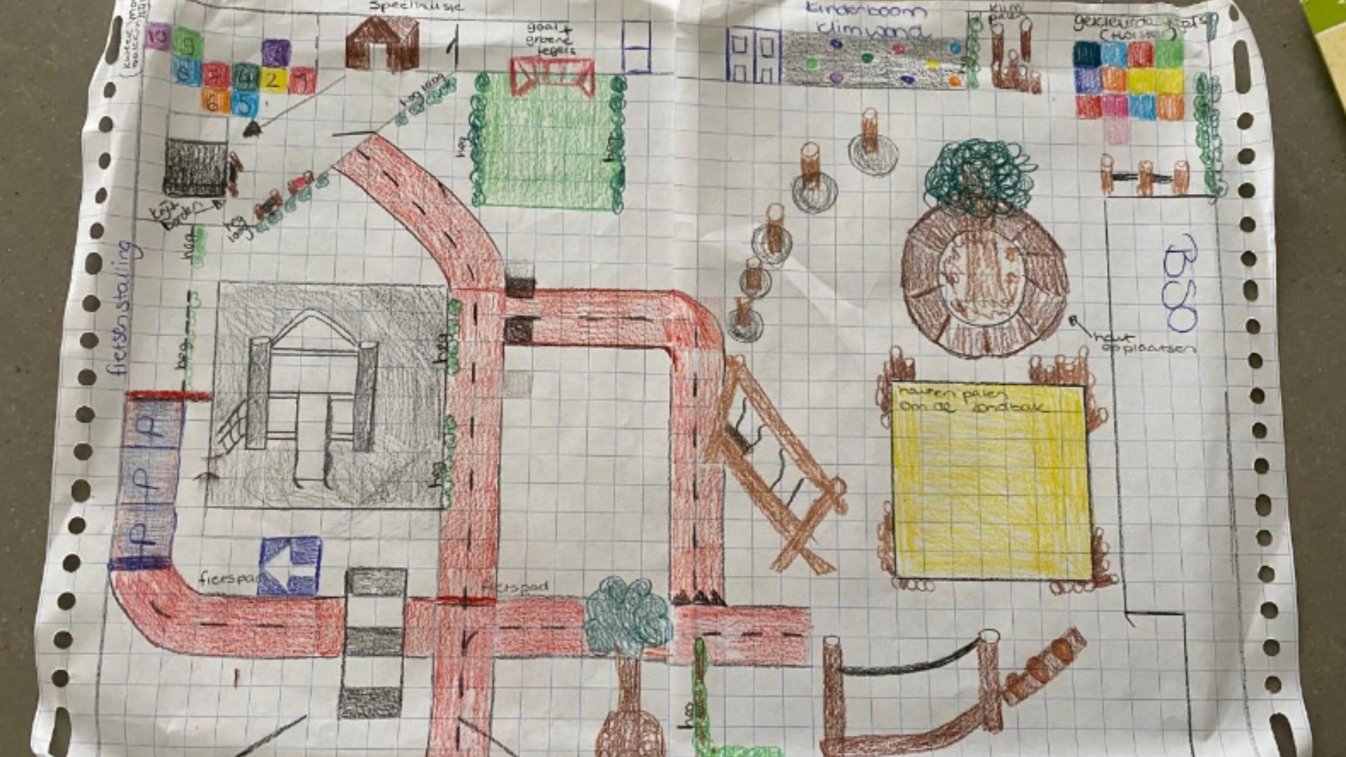 Krijgt De Kinderboom een ANWB-verkeersplein? (Video)