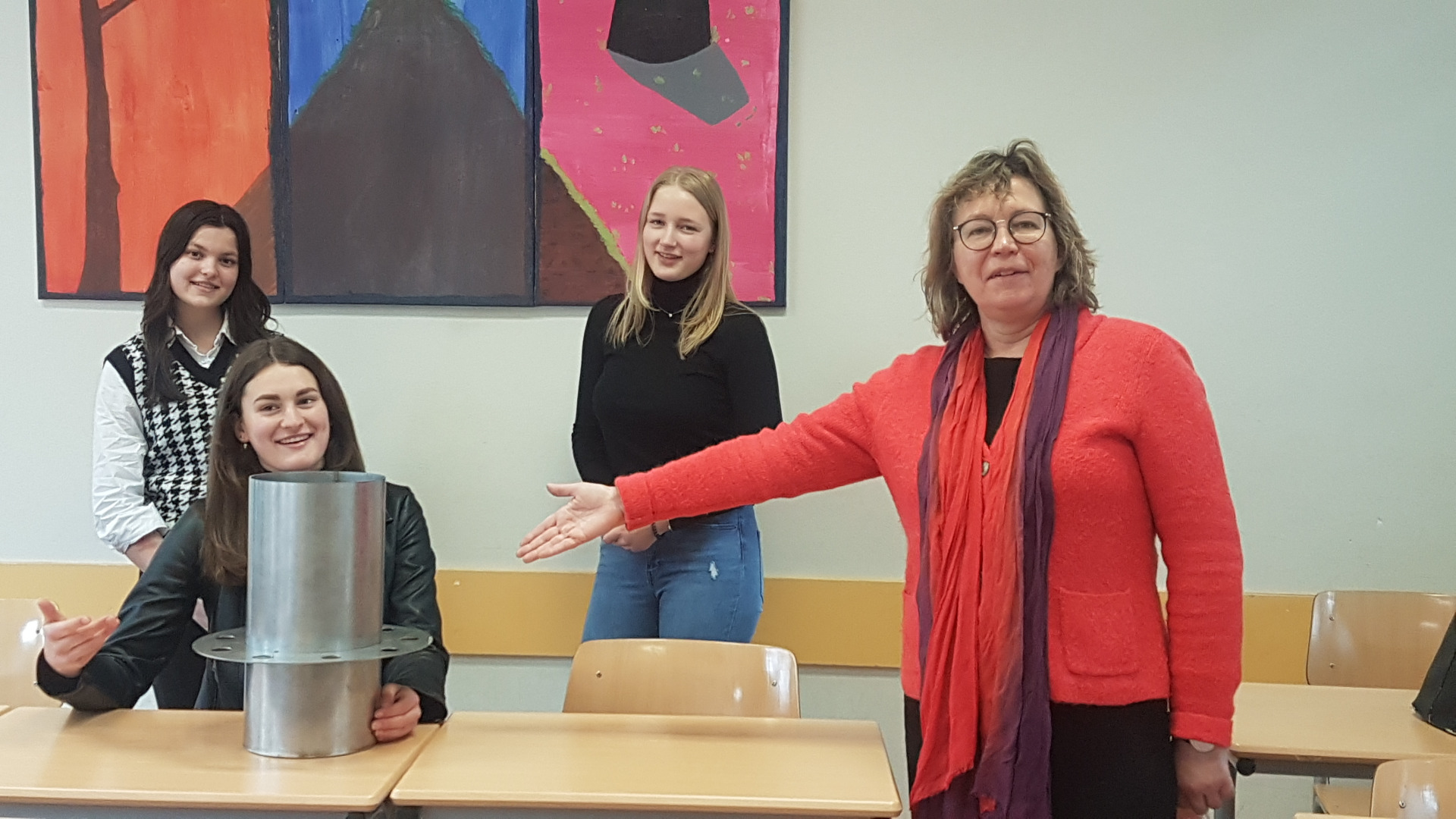 Leerlingen Cambreur College ontwerpen shotjeskoeler (Video)