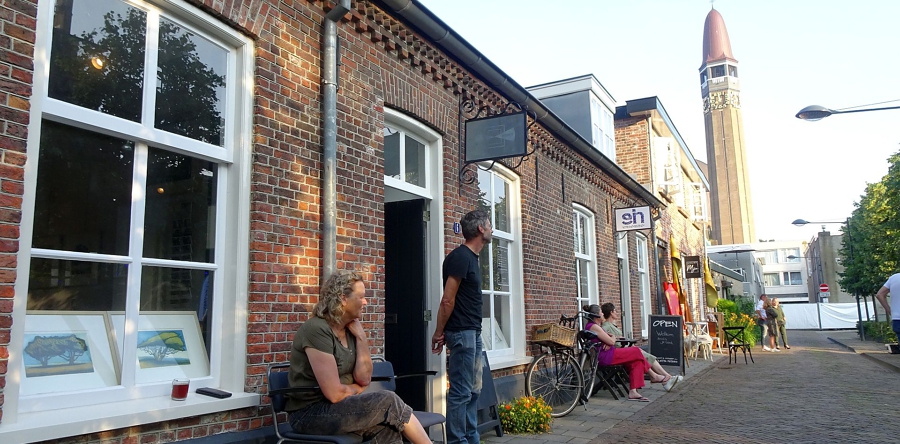 Kunstsalon Lentekrabbels in de Hooisteeg