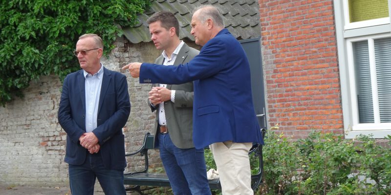 HR vlnr Jan van Besouw, Frank van Wel (Wethouder), Ron van Vugt