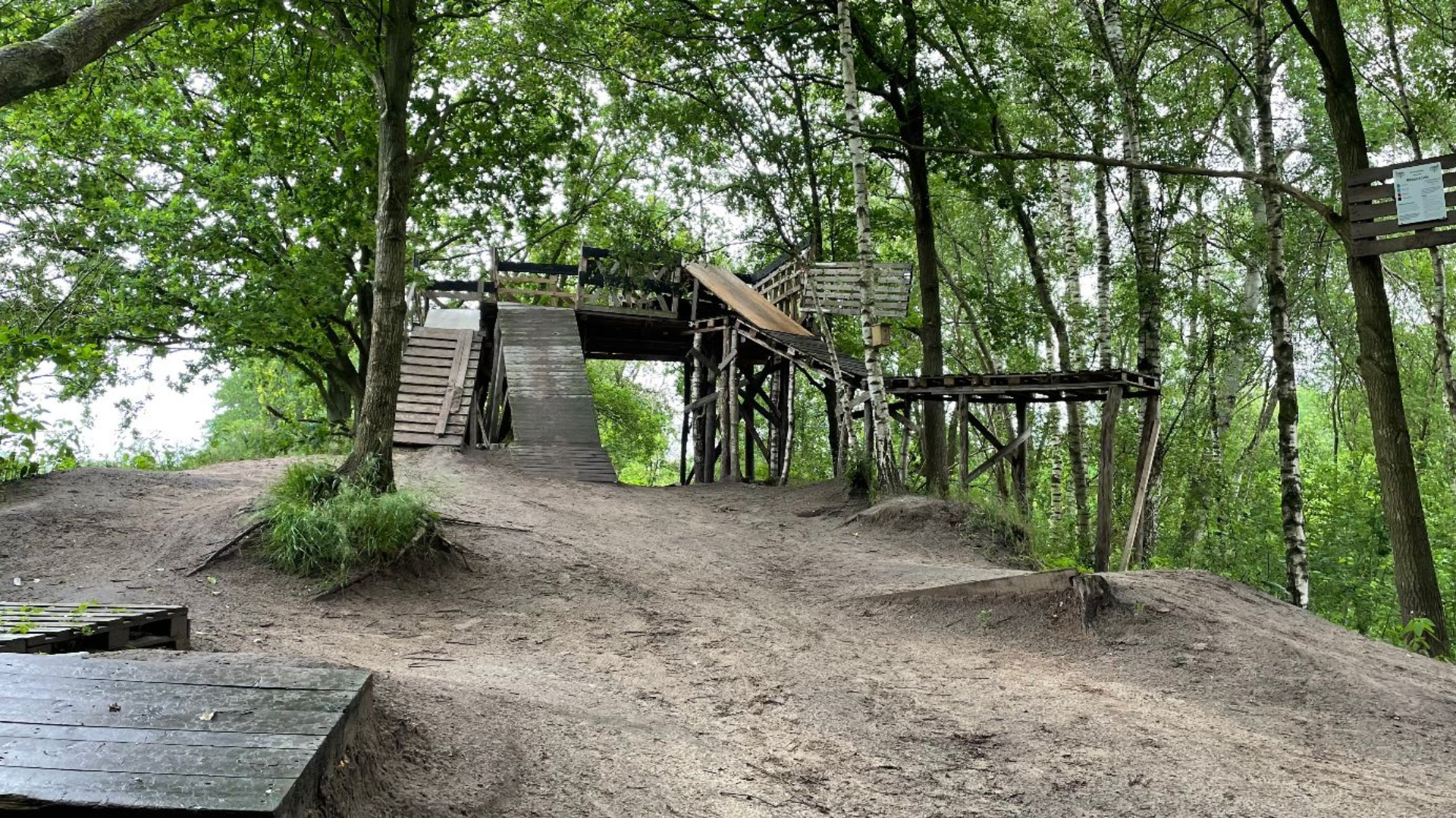 Bikepark Lido Waalwijk moet gelegaliseerd worden (Video)