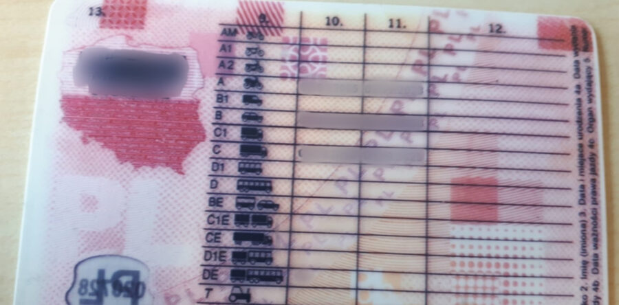 Man met vals rijbewijs van de weg geplukt