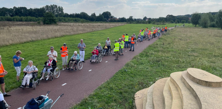 Zonnebloem Waspik organiseert eindelijk weer dorpswandeling (Video)