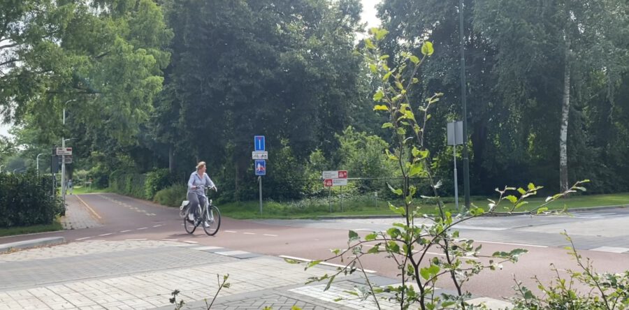 Loon op Zand pakt kruisingen veelbesproken snelfietsroute aan