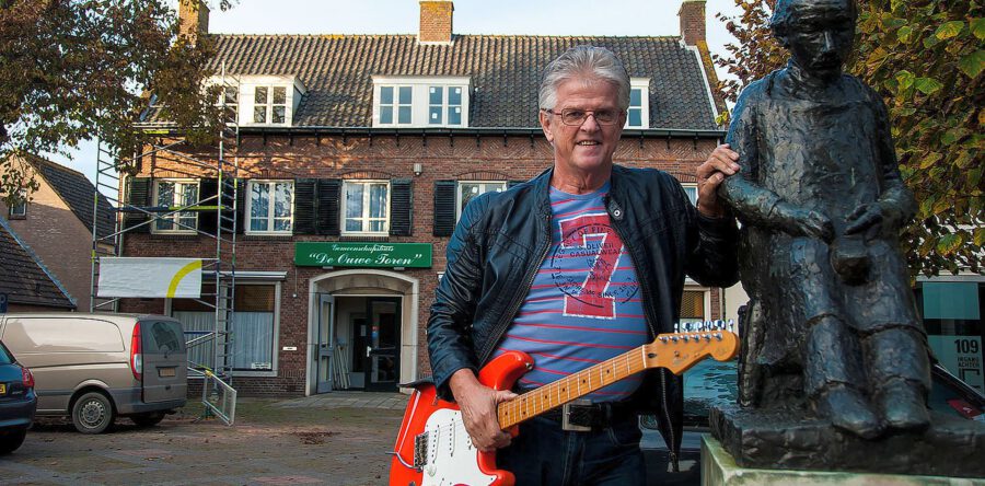 Laatste eerbetoon aan Ton Duquesnoy in Waalwijk