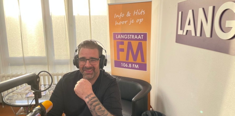 Tattoo-artiest Robin van den Hoven te gast in Vaktaal