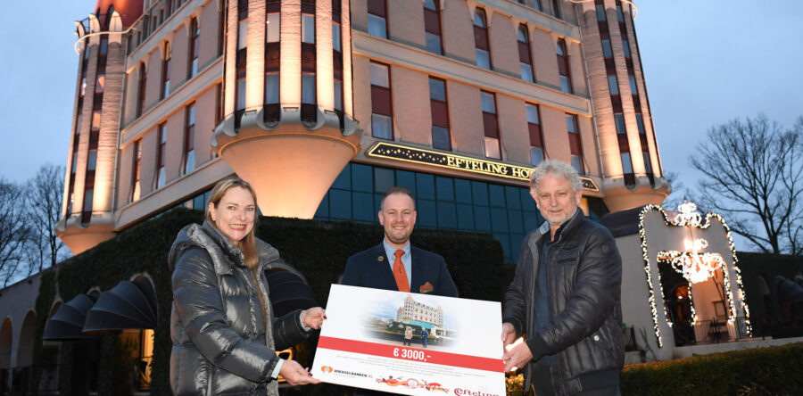 €3000,- opgehaald door verkoop meubilair Efteling Hotel