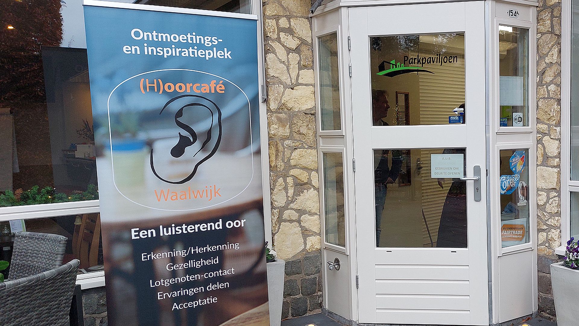 Ontmoet elkaar bij het (H)oorcafé Waalwijk op13 november