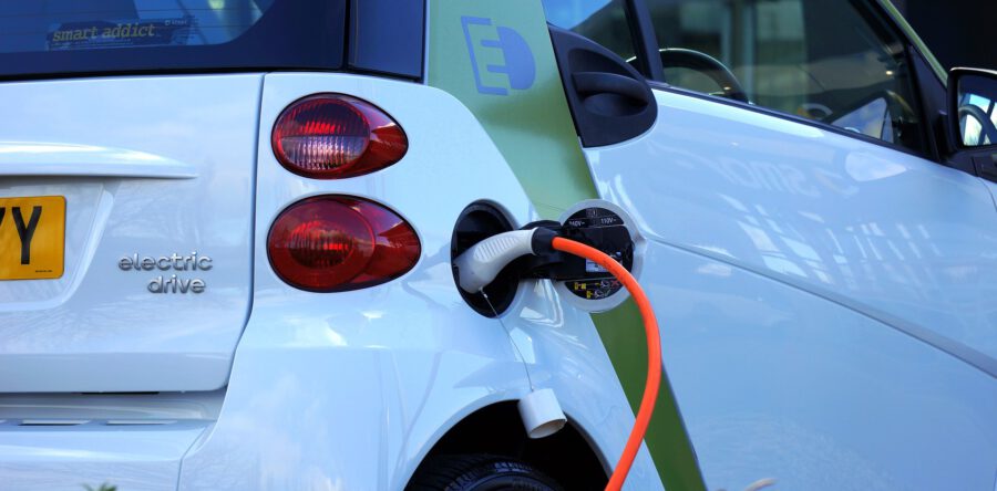 Kabelgoottegels oplossing voor elektrische auto’s opladen