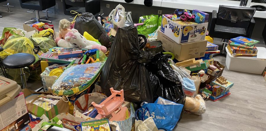 Inzamelingsactie voor de Speelgoedbank (Video)