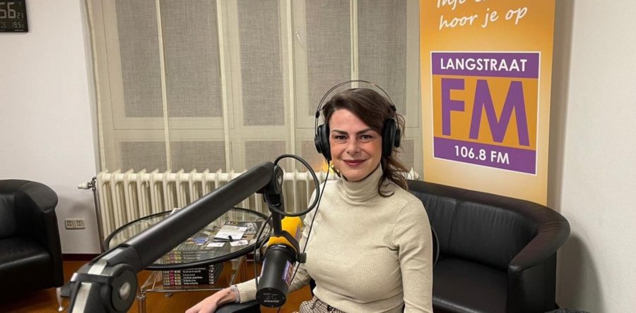 Kim Henskens-Overweg van The HairBarn in Sprang-Capelle te gast in Vaktaal