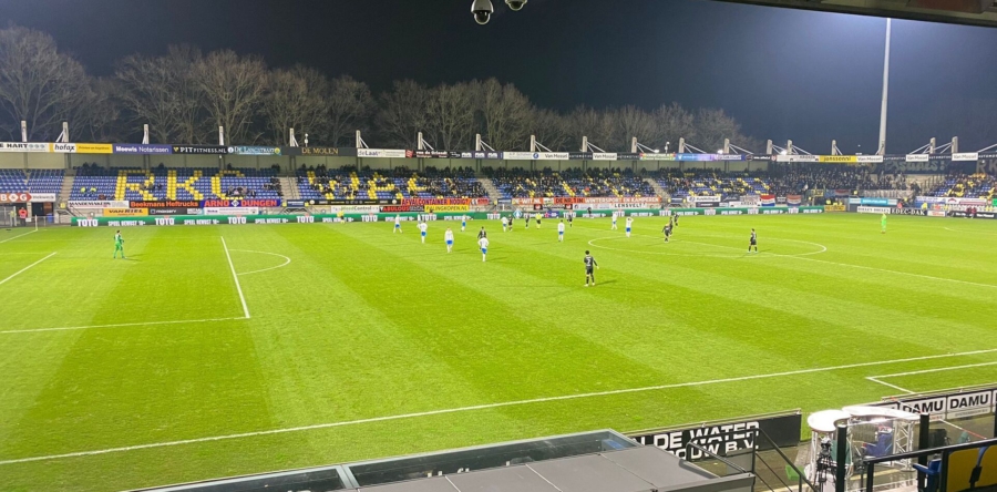 RKC kansloos ten onder tegen AZ in KNVB Beker