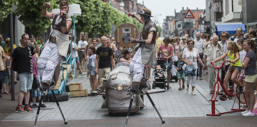 Nieuwe koers Straattheaterfestival: gemeente om tafel met deskundigen
