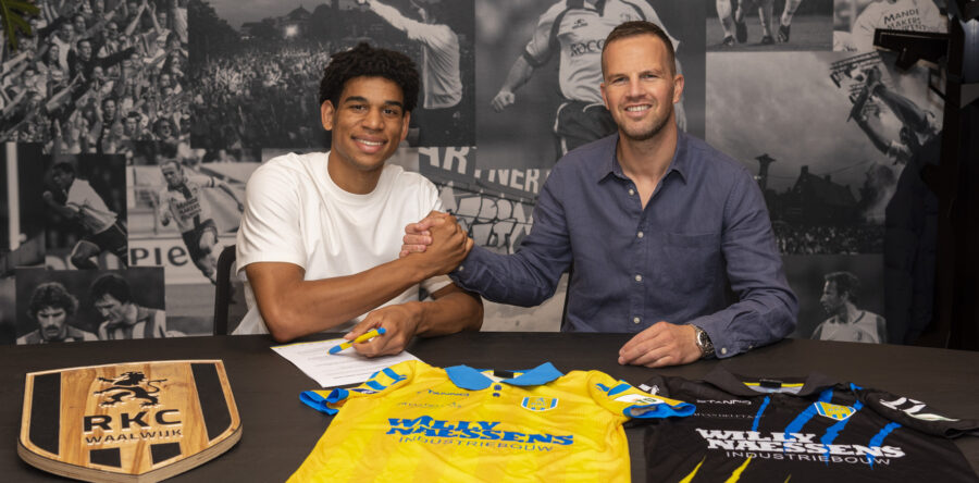 Shawn Adewoye verlengt contract RKC Waalwijk