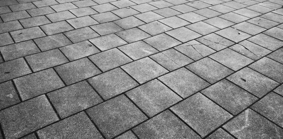 Gemeente Waalwijk bemachtigt plek in top 20 bij NK Tegelwippen