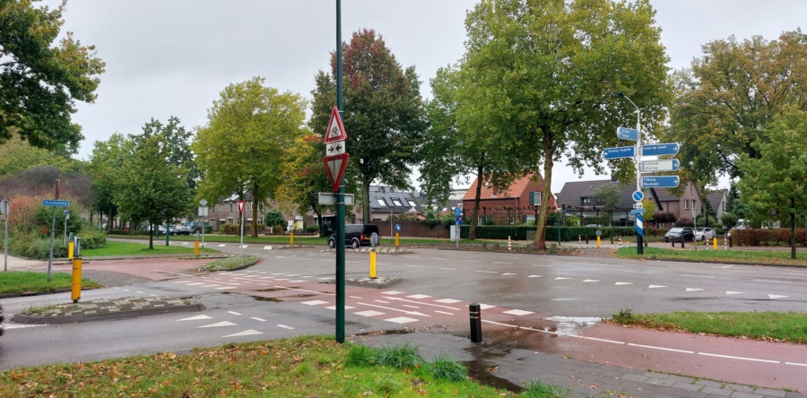 Nieuwe rotonde op Europalaan: ‘Wordt daar gezien als racebaan’