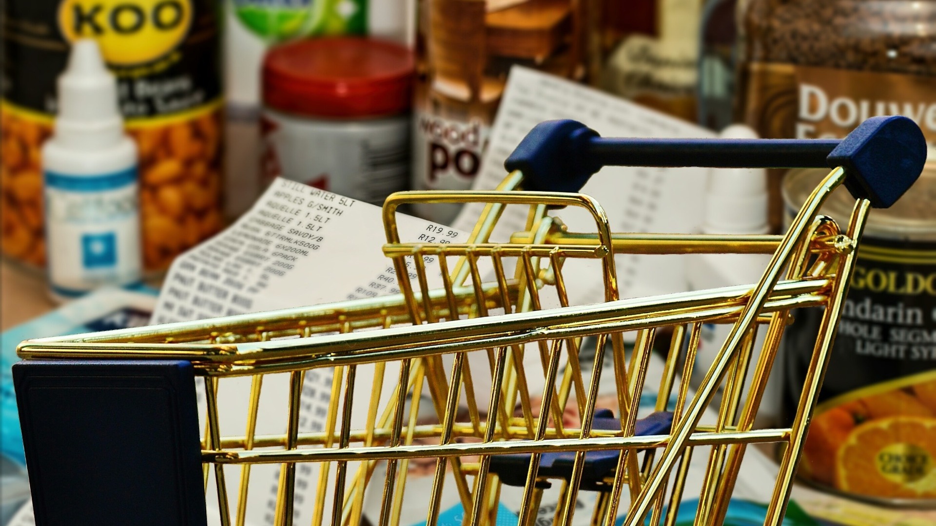 Bizar incident: supermarktmedewerker bespuugd door klant
