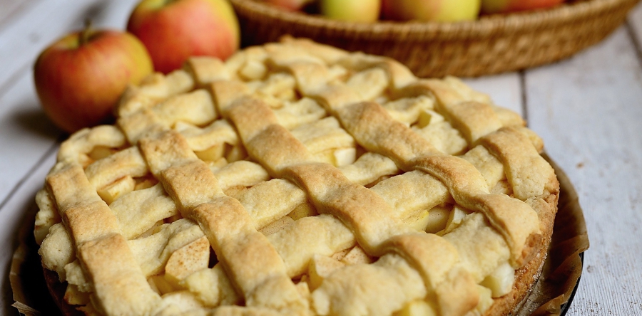 Appeltaart van de PLUS mogelijk schadelijk voor gezondheid