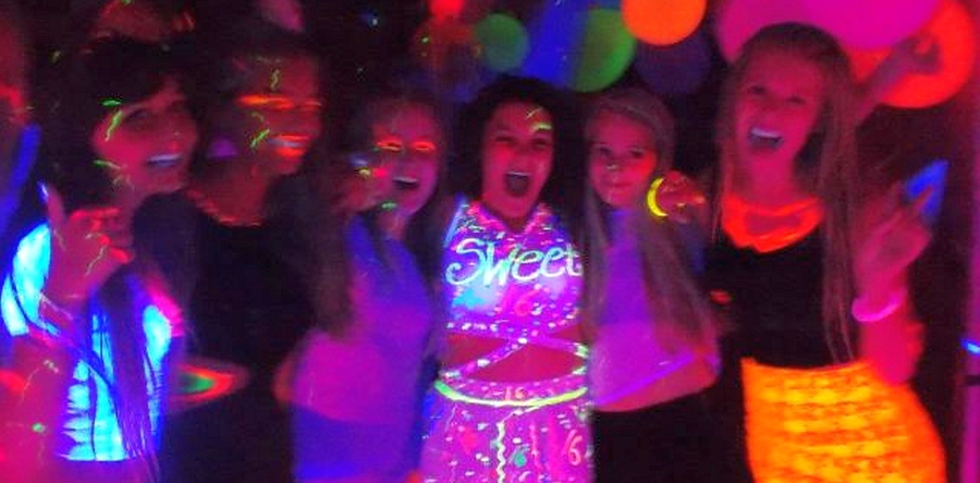 Disco in Buurthuis Vrijhoeve