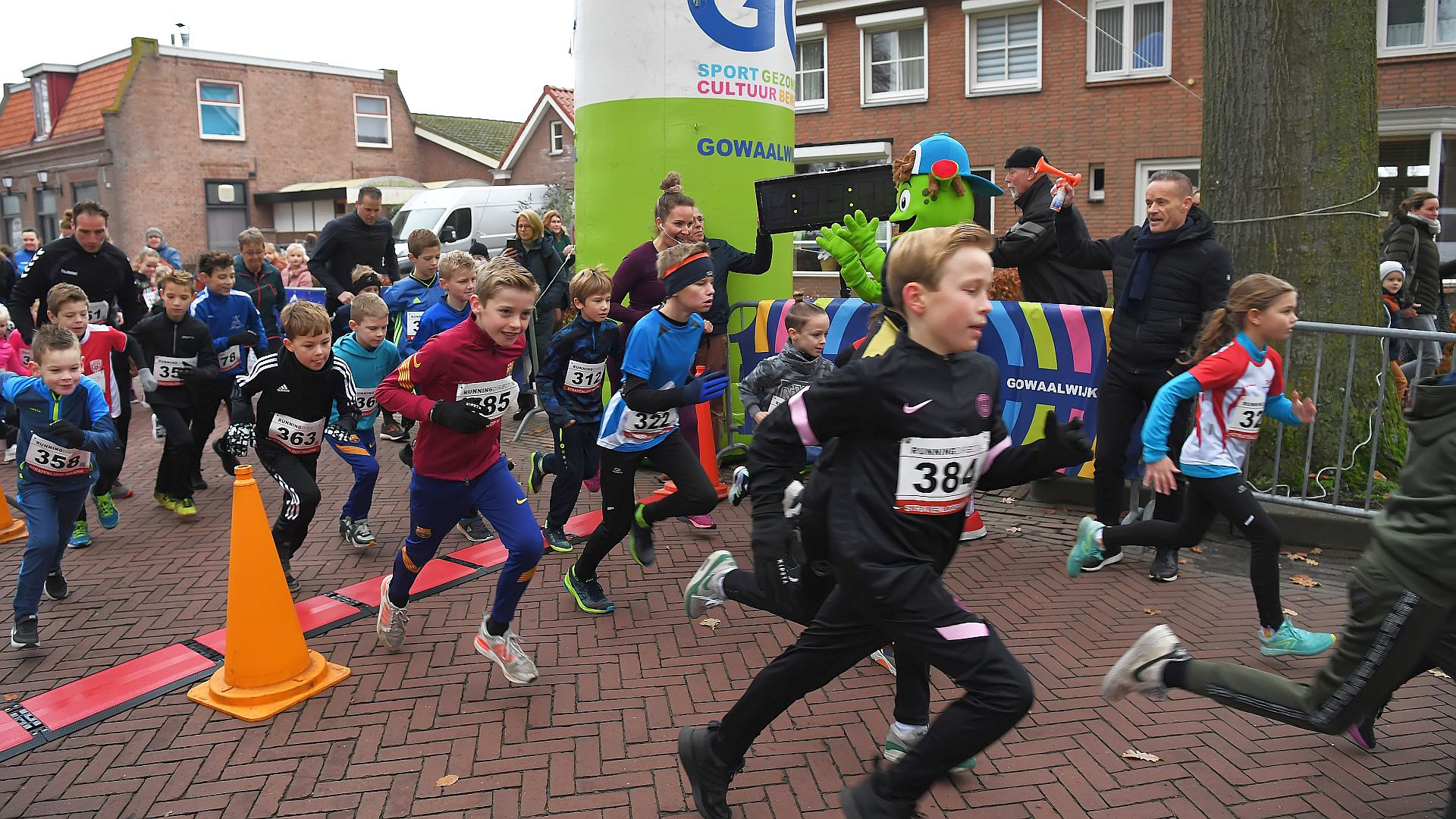Stratenloop Waspik behaalt recordaantal van 700 lopers