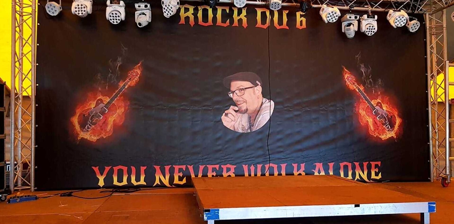 ‘You never wo(l)k alone’ voor KWF: ‘We vergeten Jasco niet’