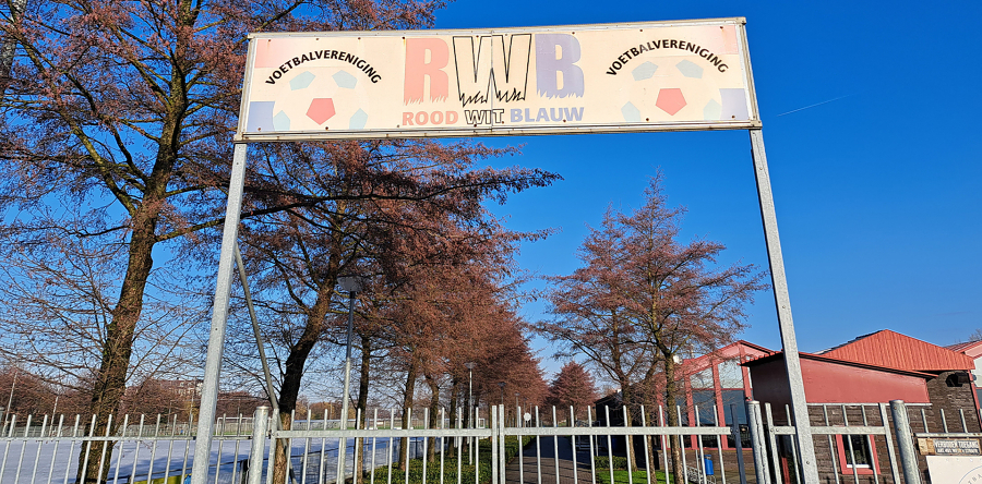 R.W.B. – GVV’63 bij 3-3 door medisch incident afgebroken