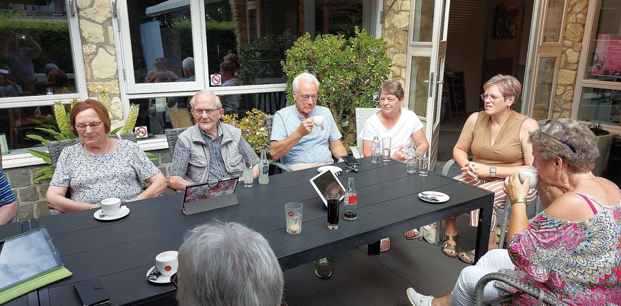 (H)oorcafé Waalwijk op 8 juni bij mooi weer op het terras