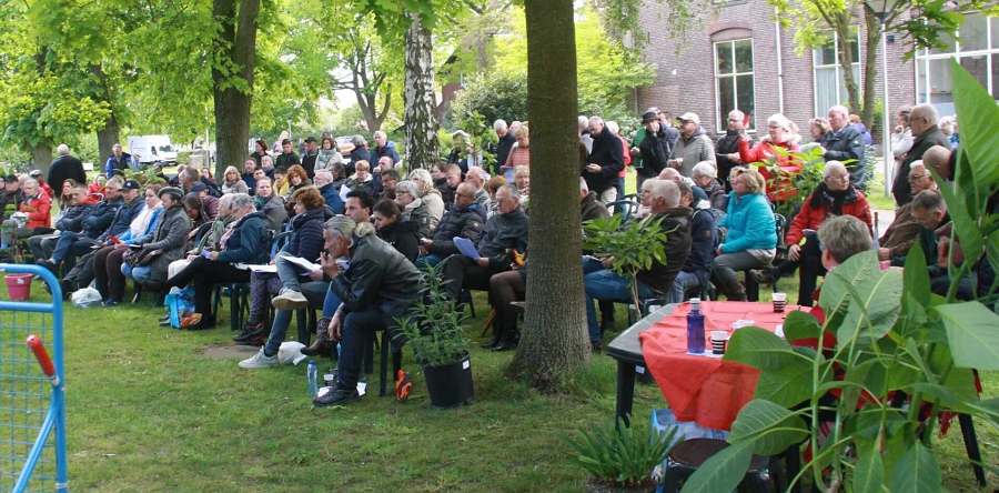 De grote kuipplantenveiling komt weer naar Waalwijk