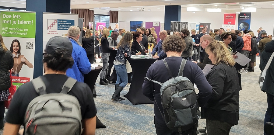 Banenmarkt in het Mandemakers stadion
