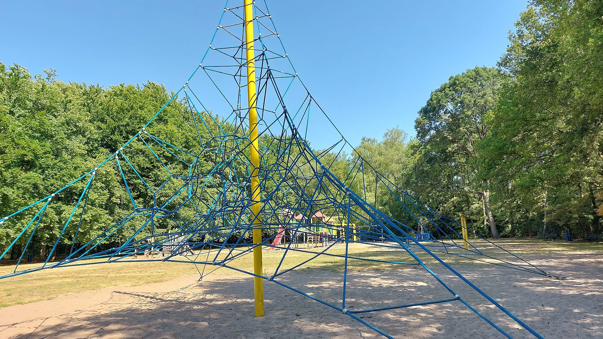 Ruimtenet speeltuin het Lido