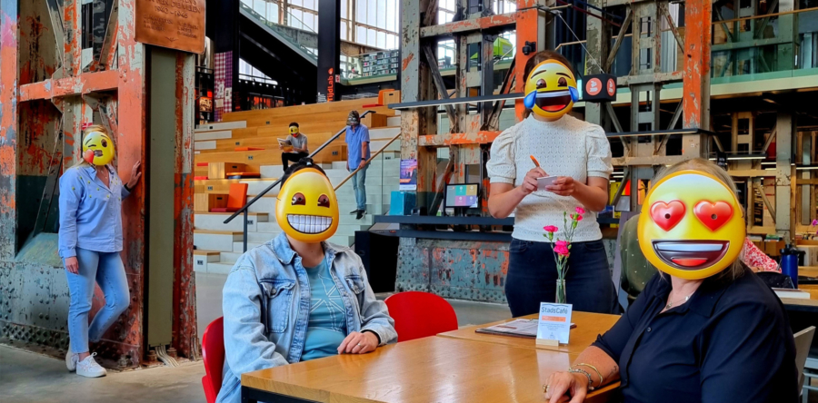 Les over online sociaal gedrag in bibliotheek Waalwijk