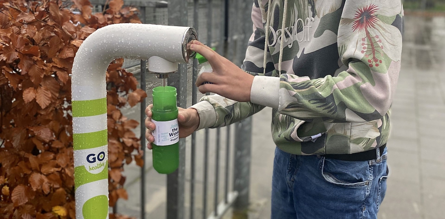 Opening watertappunt bij MET Praktijkonderwijs