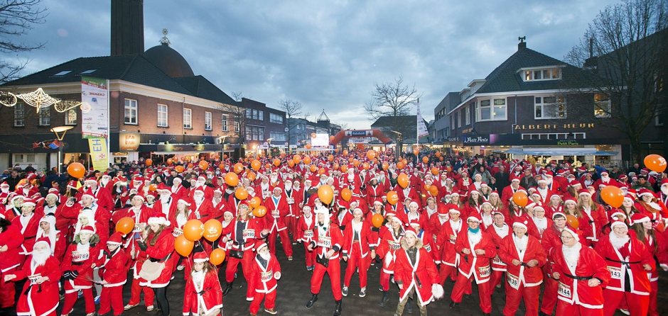 Het centrum van Waalwijk kleurt weer rood op zondag 17 december
