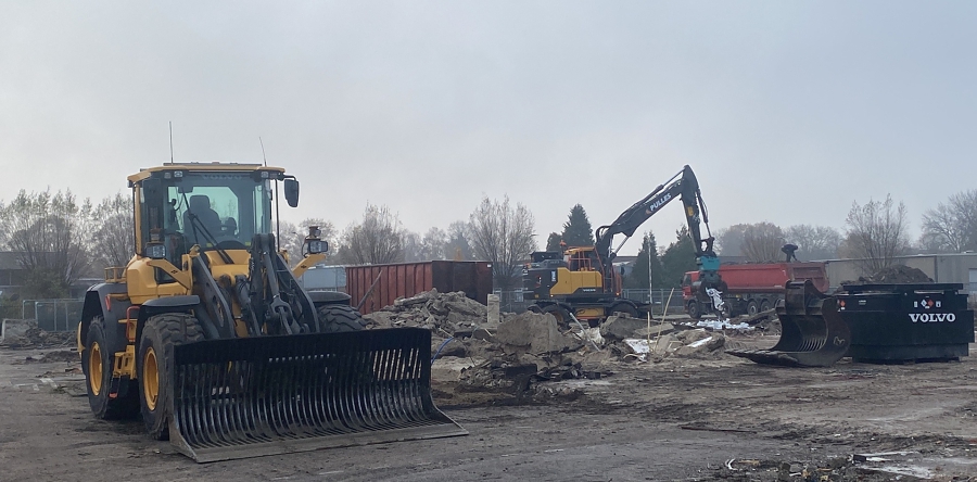 Sloop pand van Baanbrekers in Waalwijk in volle gang (Video)