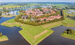 College Heusden gaat vrachtwagens weren in Vestingstad