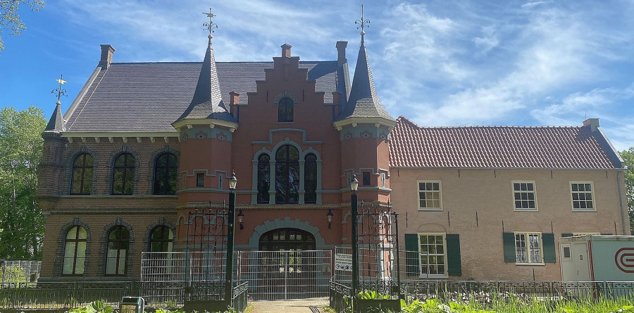 Jongens betreden ‘s nachts verboden terrein Land van Ooit in Drunen