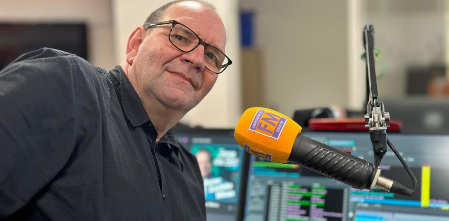 Frans Bauer niet in uitzending Café Verkeerd wegens omstandigheden
